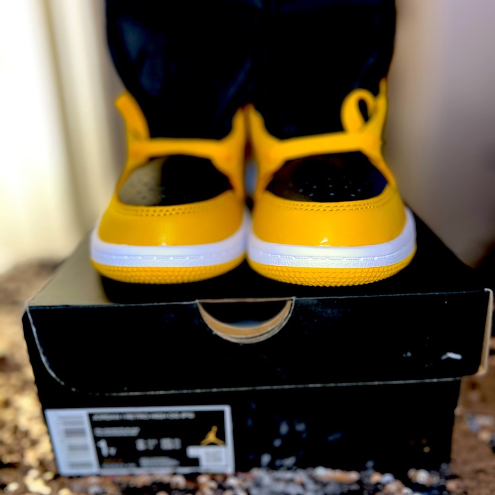 Jordan 1 Retro High OG